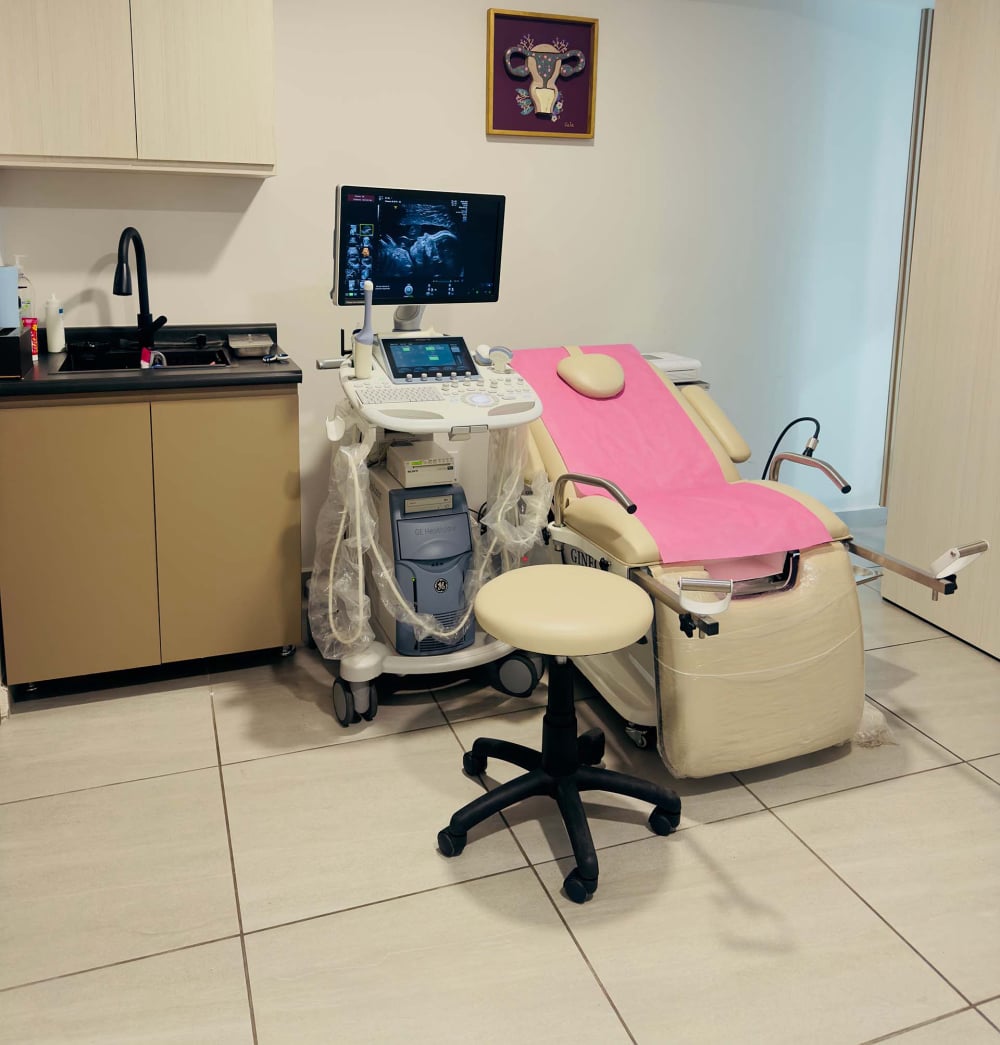 Consultorio-Ginecologa-Jenifer-Bustamante